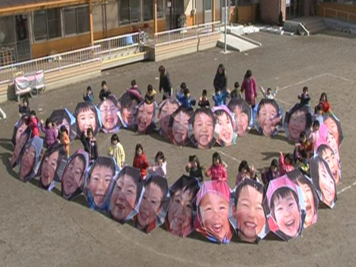 ニッポンの笑顔　こころの復興を求めて