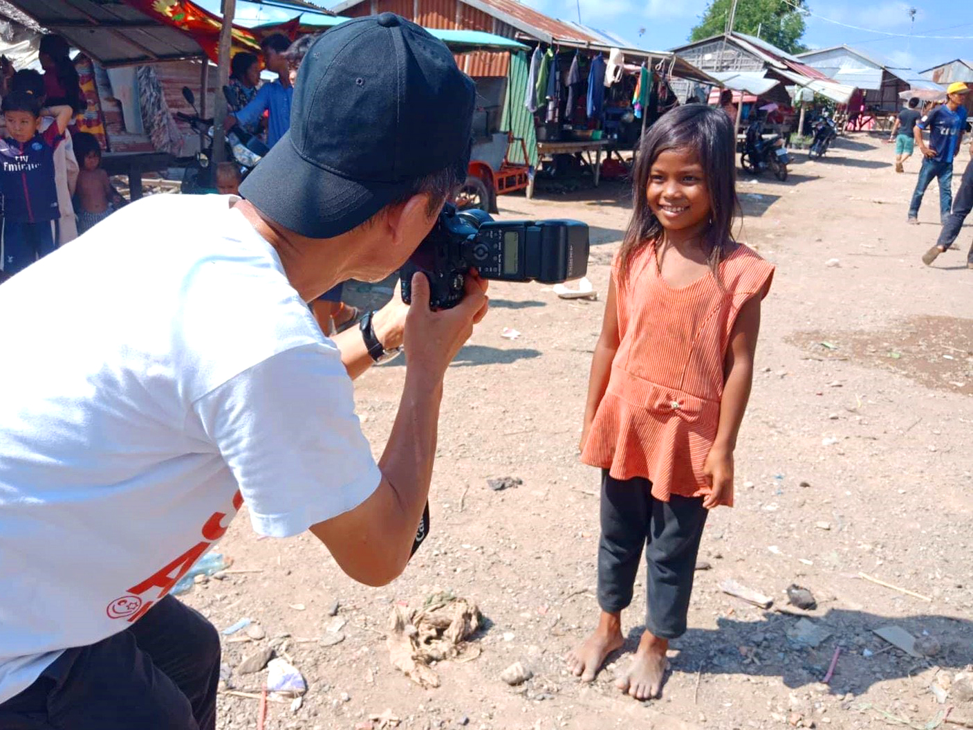 カンボジア トンレサップ湖の最貧困の子どもたち Merry Project